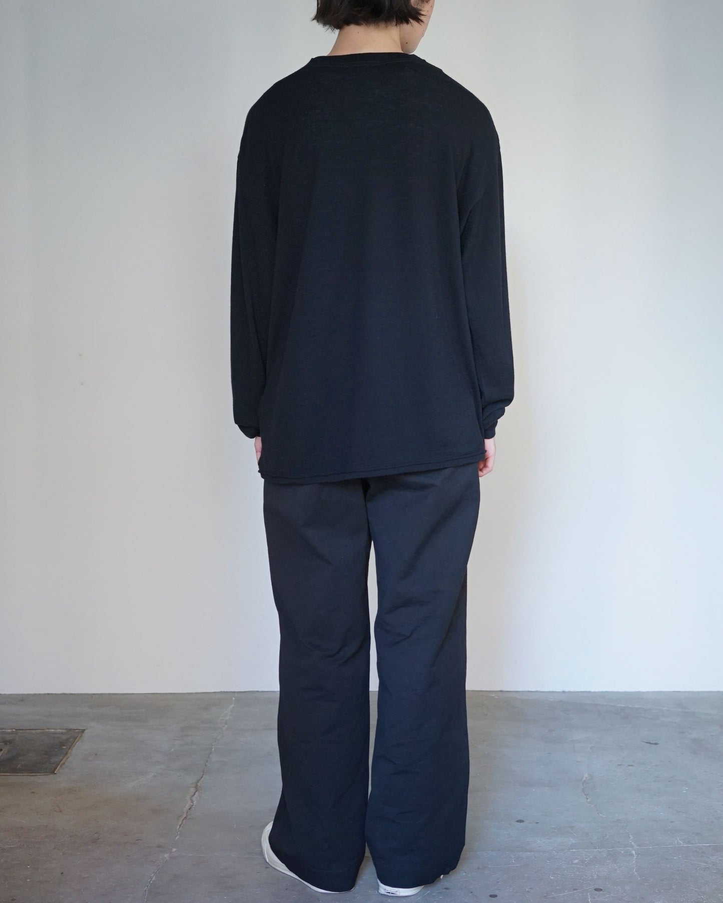 ulterior / SUPER FINE WOOL COTTON L/S "BLACK"