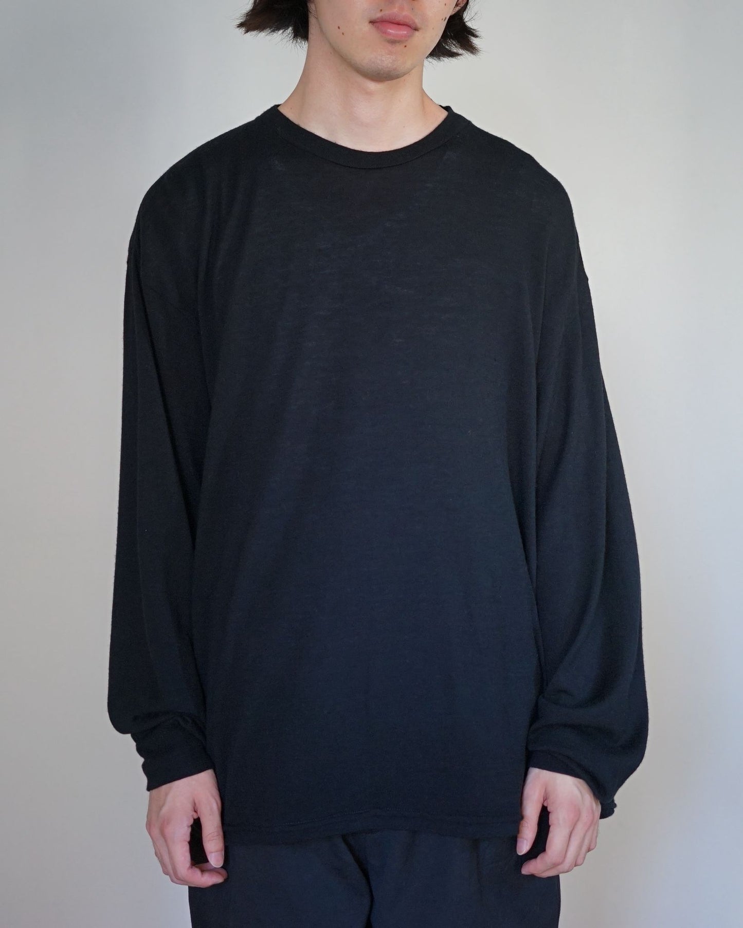 ulterior / SUPER FINE WOOL COTTON L/S "BLACK"