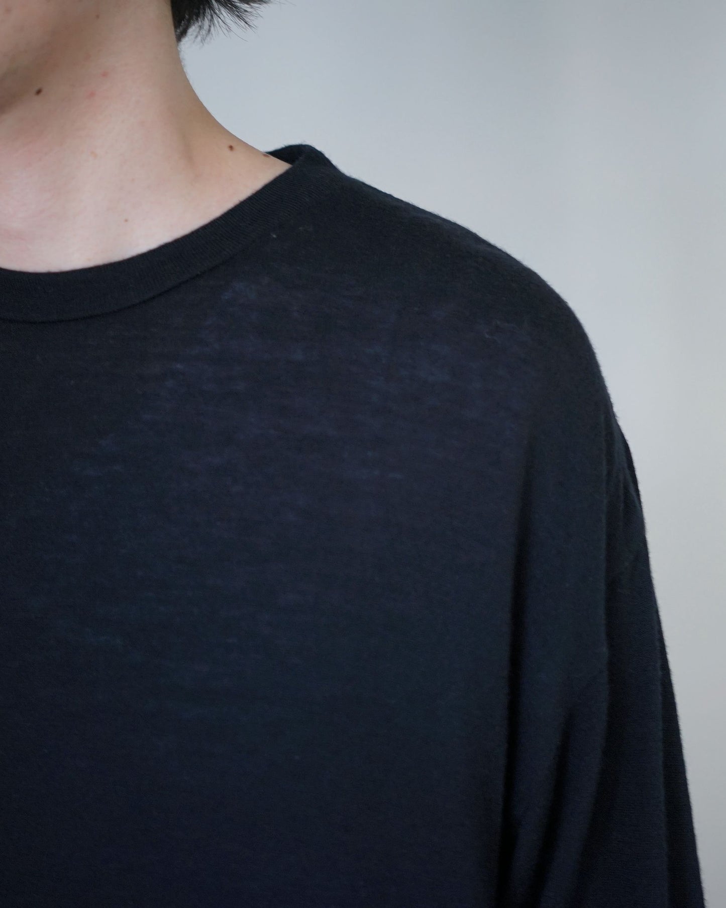 ulterior / SUPER FINE WOOL COTTON L/S "BLACK"