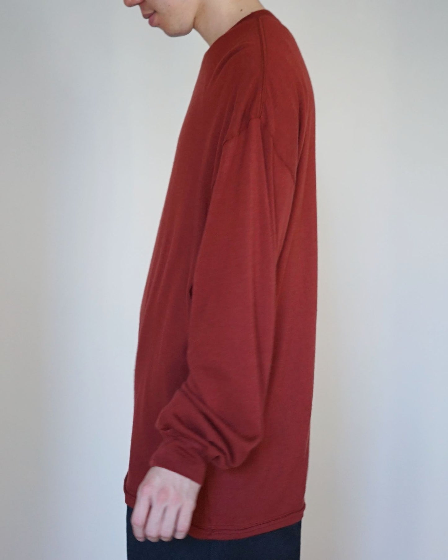 ulterior / SUPER FINE WOOL COTTON L/S "RED WOOD"
