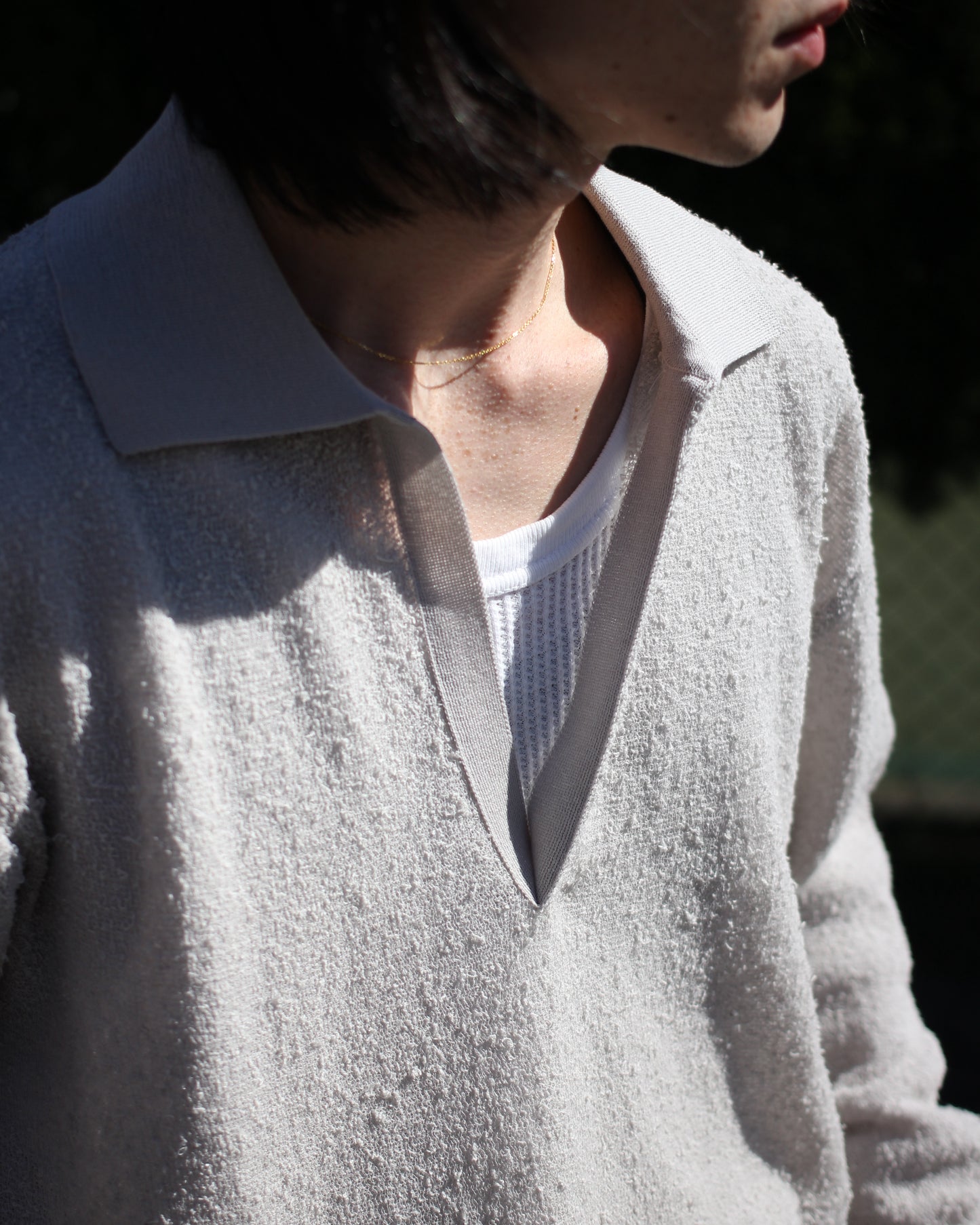 ssstein/SHEER LIGHT KNIT SKIPPER LS "PALE GREY"