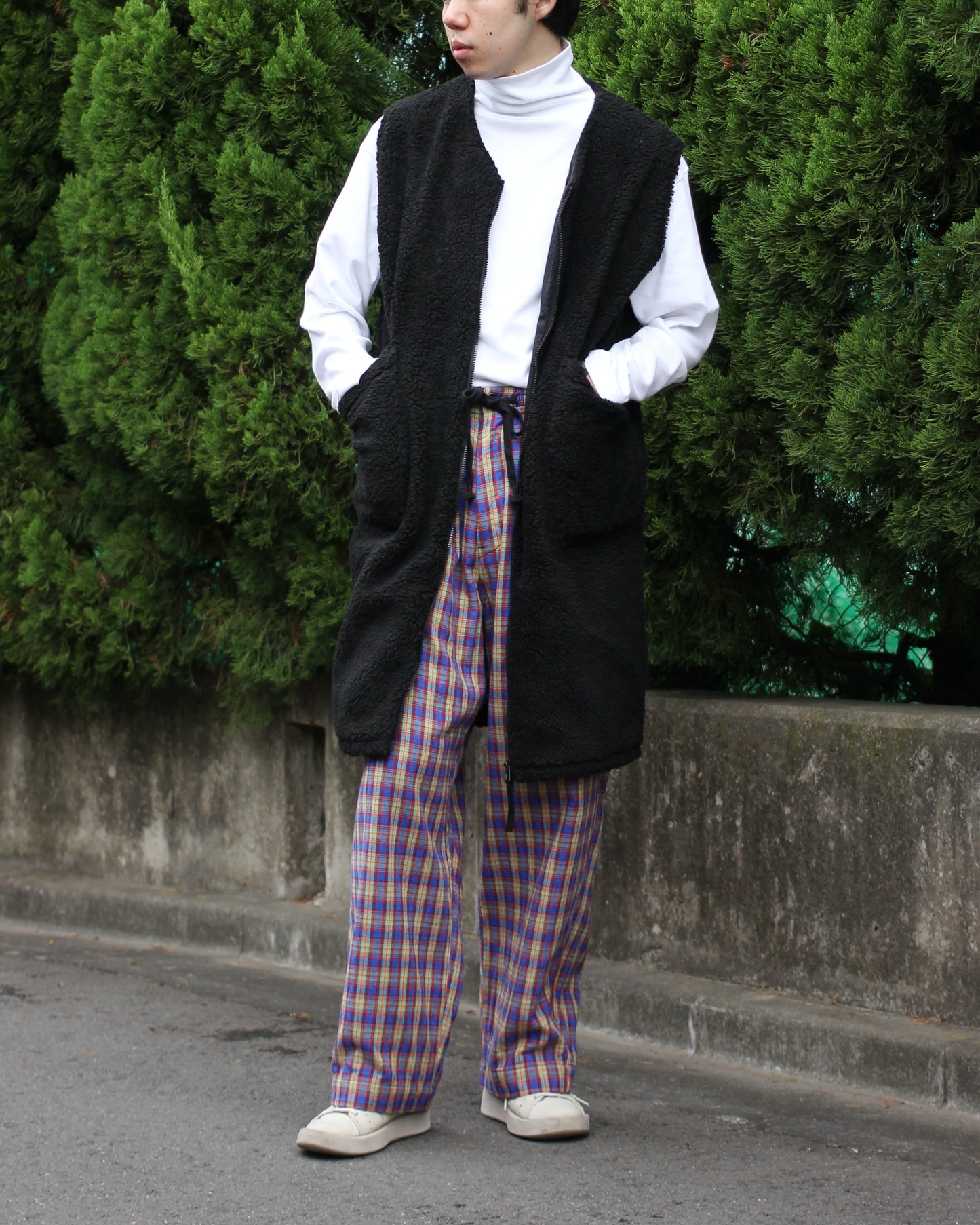 FARFIELD (ファーフィールド) / LONG VEST "Black"