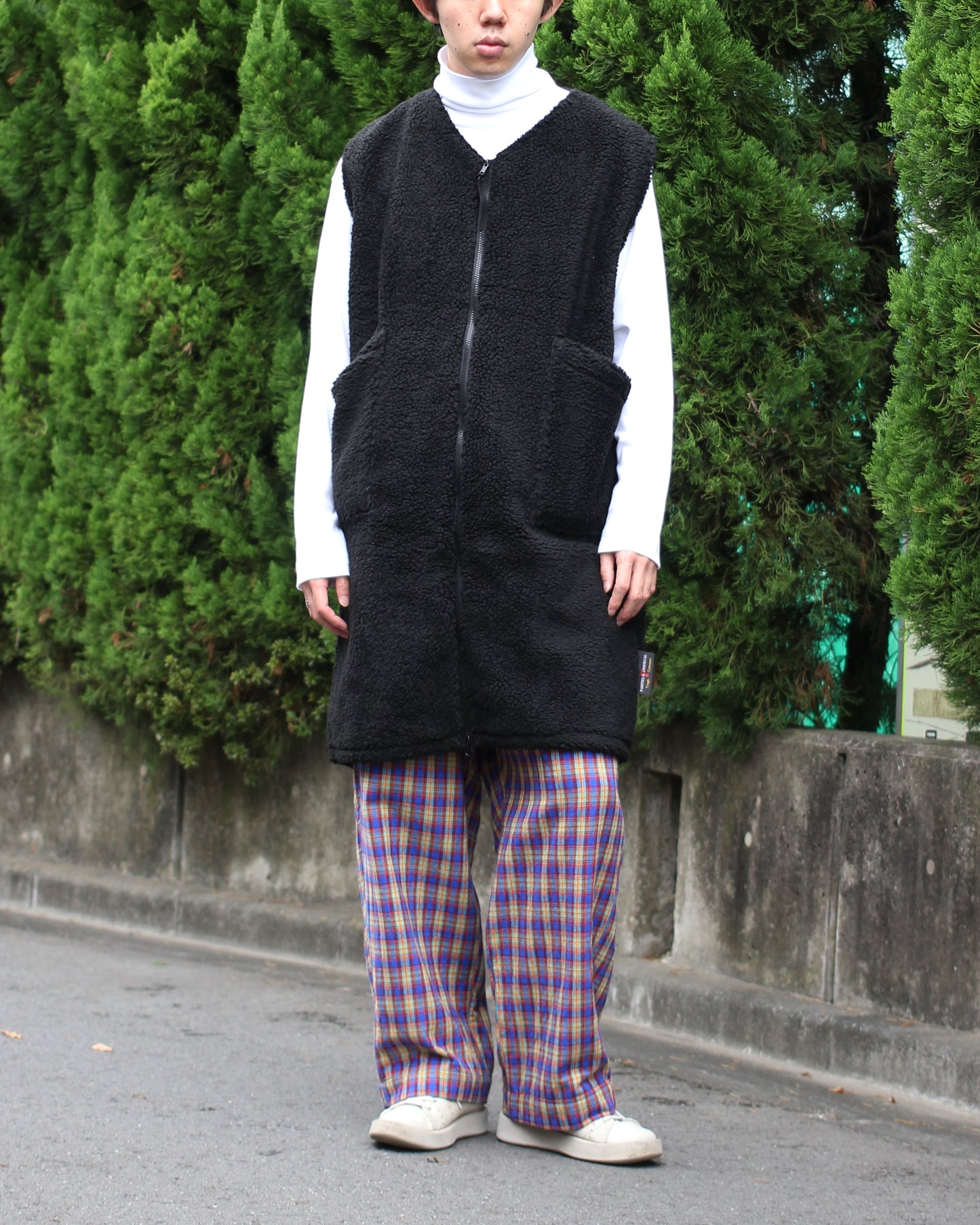 FARFIELD (ファーフィールド) / LONG VEST "Black"