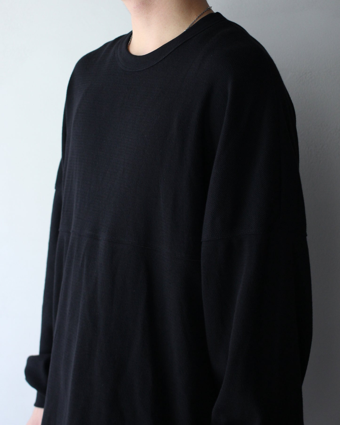 ULTERIOR / C/CASH HONEYCOMB FOOTBALL TEE"BLACK"