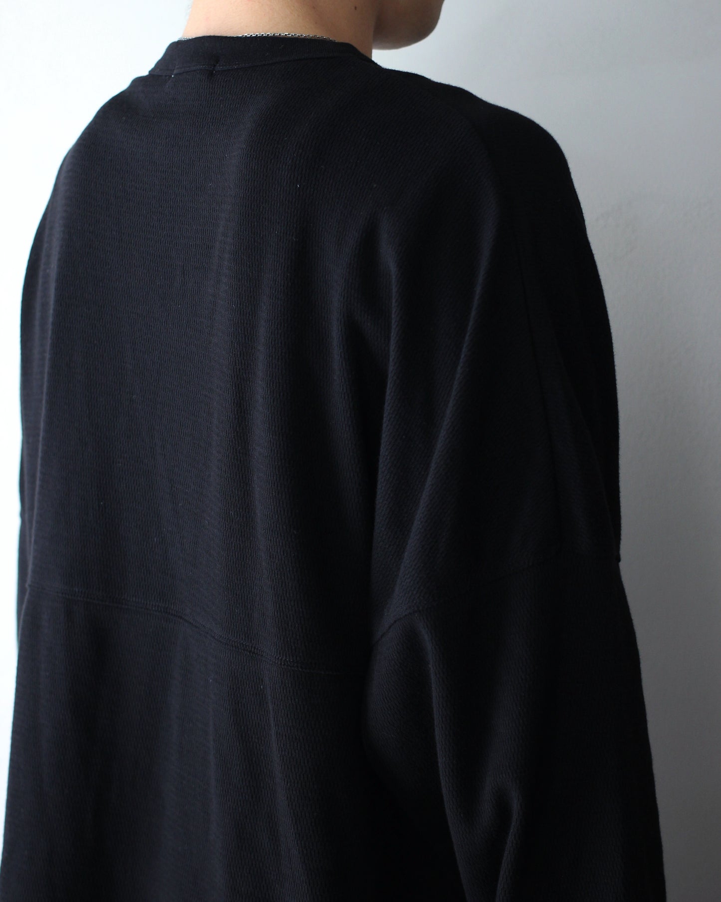 ULTERIOR / C/CASH HONEYCOMB FOOTBALL TEE"BLACK"