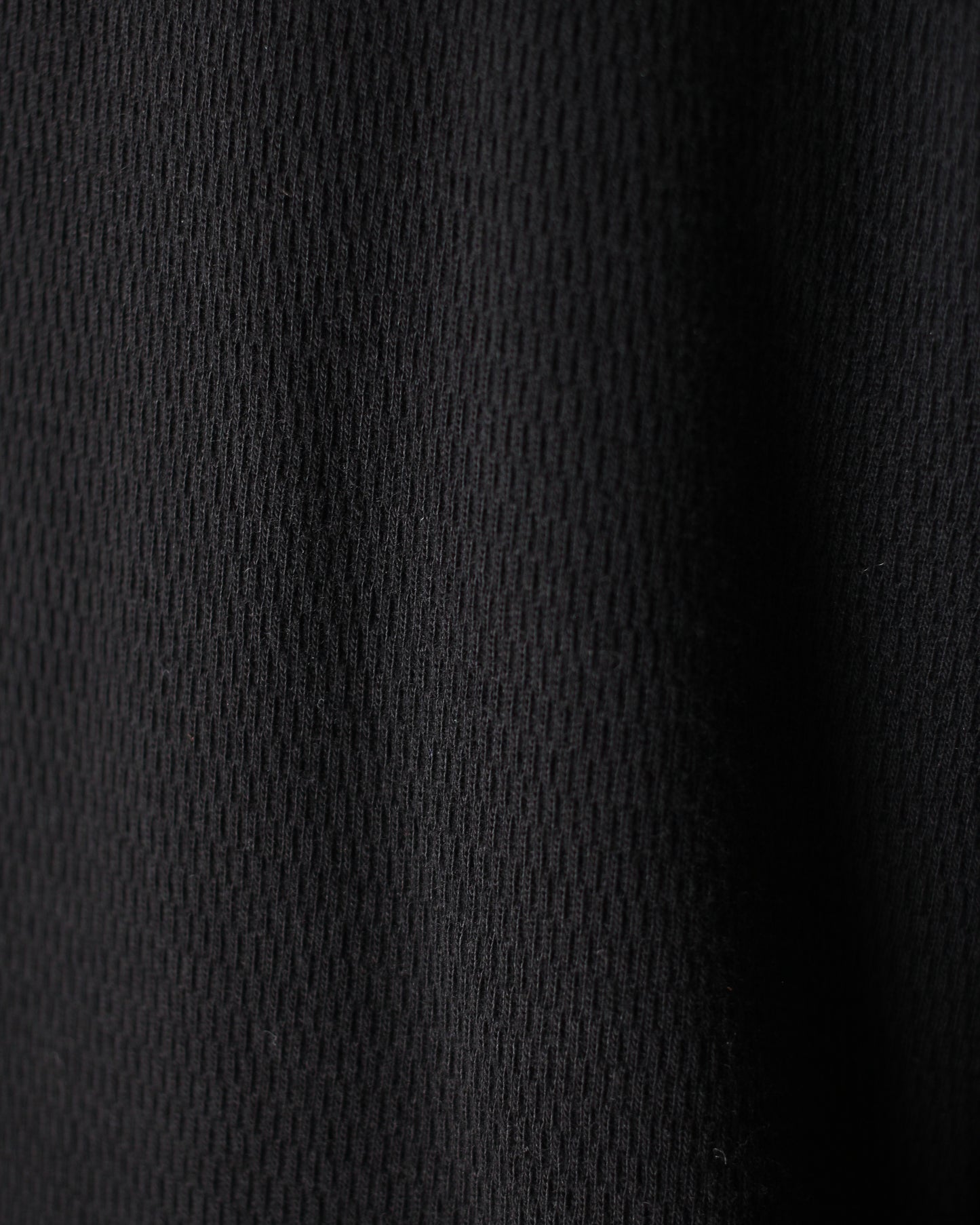 ULTERIOR / C/CASH HONEYCOMB FOOTBALL TEE"BLACK"