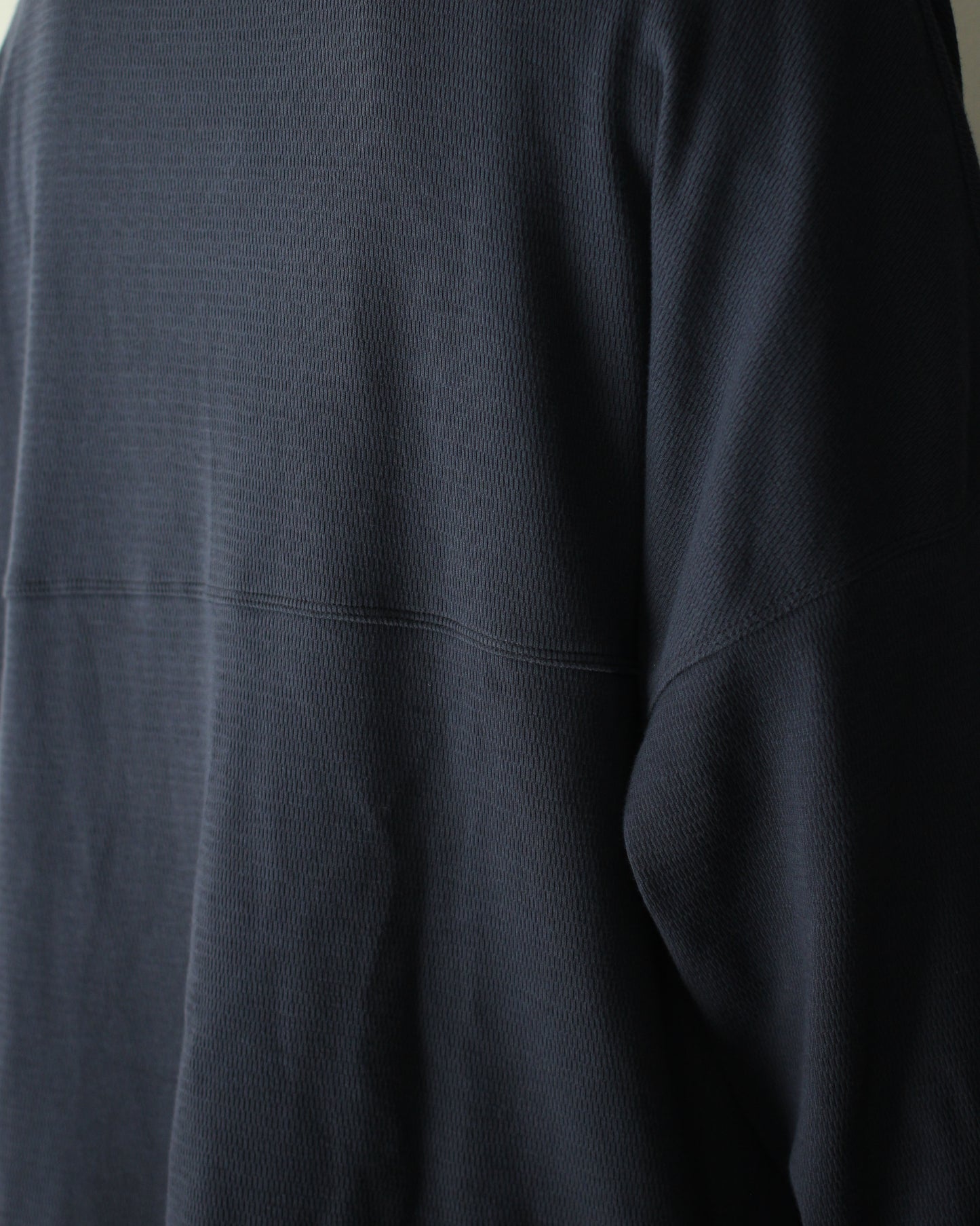 ULTERIOR / C/CASH HONEYCOMB FOOTBALL TEE"BLUE GREY"