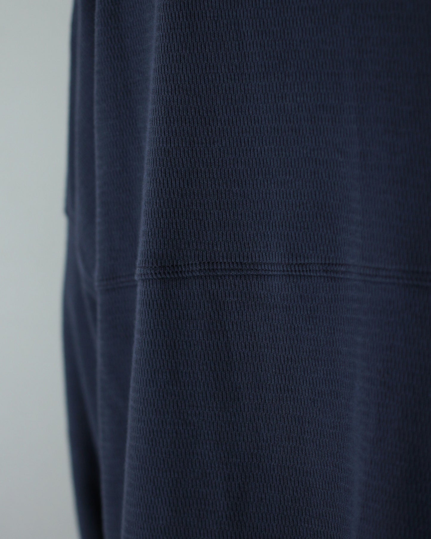 ULTERIOR / C/CASH HONEYCOMB FOOTBALL TEE"BLUE GREY"