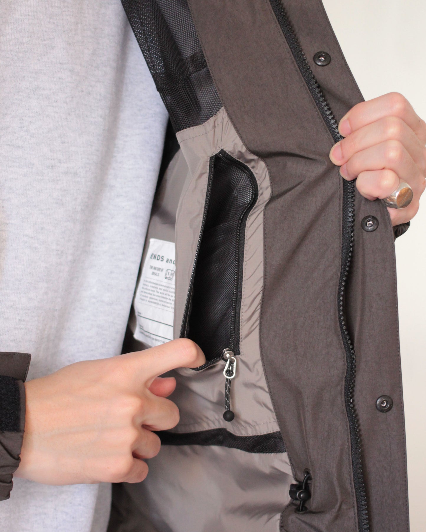 ENDS and MEANS/MOUNTAIN PARKA "African Black"