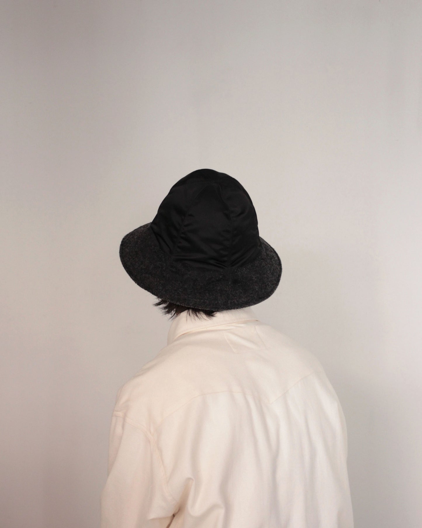 KIJIMA TAKAYUKI/NEEDLEPUNCH TULIP HAT "BLACK"