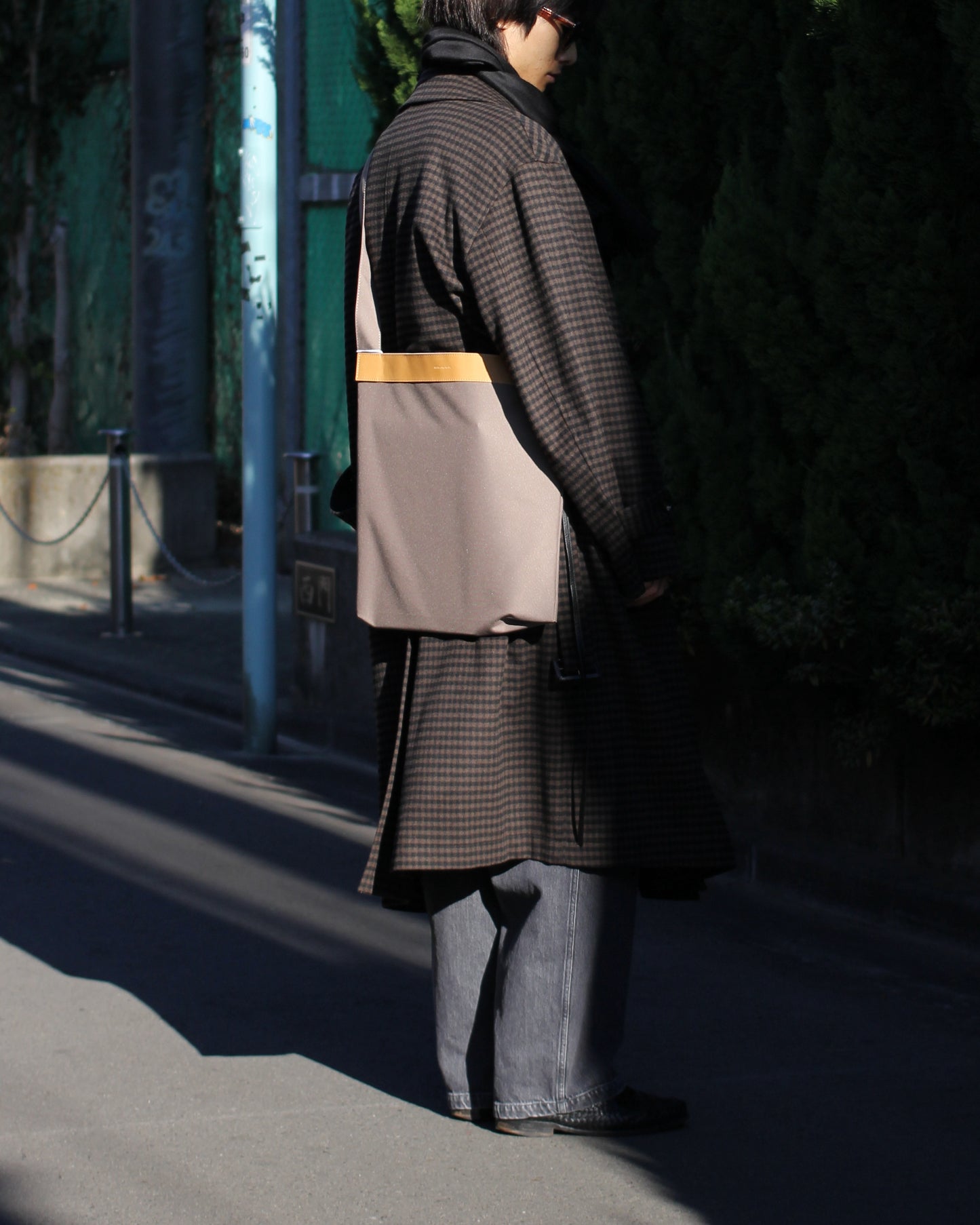 IFNI ROASTING&CO. / SHOULDER BAG(L) "D.BEIGE×COFFEE DYED"