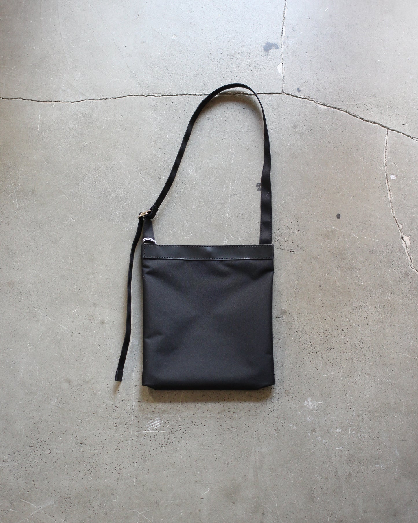 IFNI ROASTING&CO. / SHOULDER BAG "BLACK"