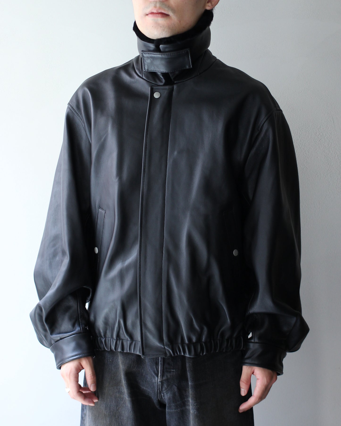 ssstein/MOUTON COLLAR SHEEP LEATHER ZIP JACKET "BLACK"