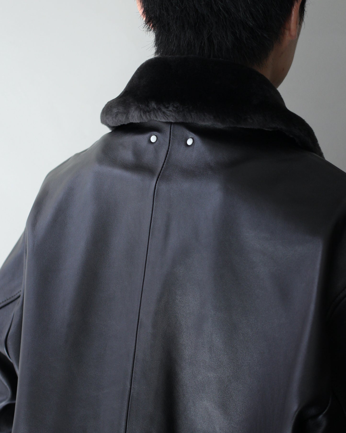 ssstein/MOUTON COLLAR SHEEP LEATHER ZIP JACKET "GREY BROWN"