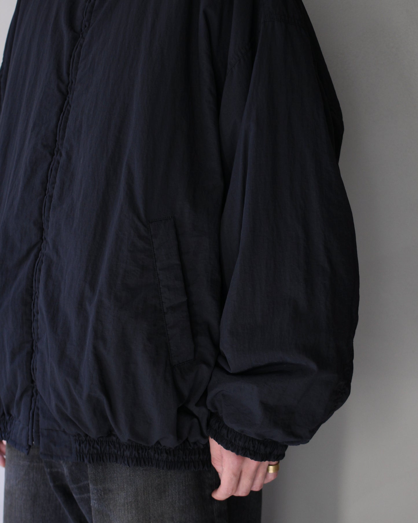 ssstein/RECYCLED NYLON PADDED JACKET "BLACK"