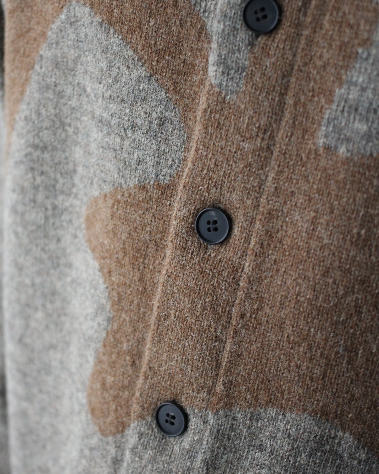 MATSUFUJI/Wool Cardigan Caribou Knit "BEIGE × BROWN"