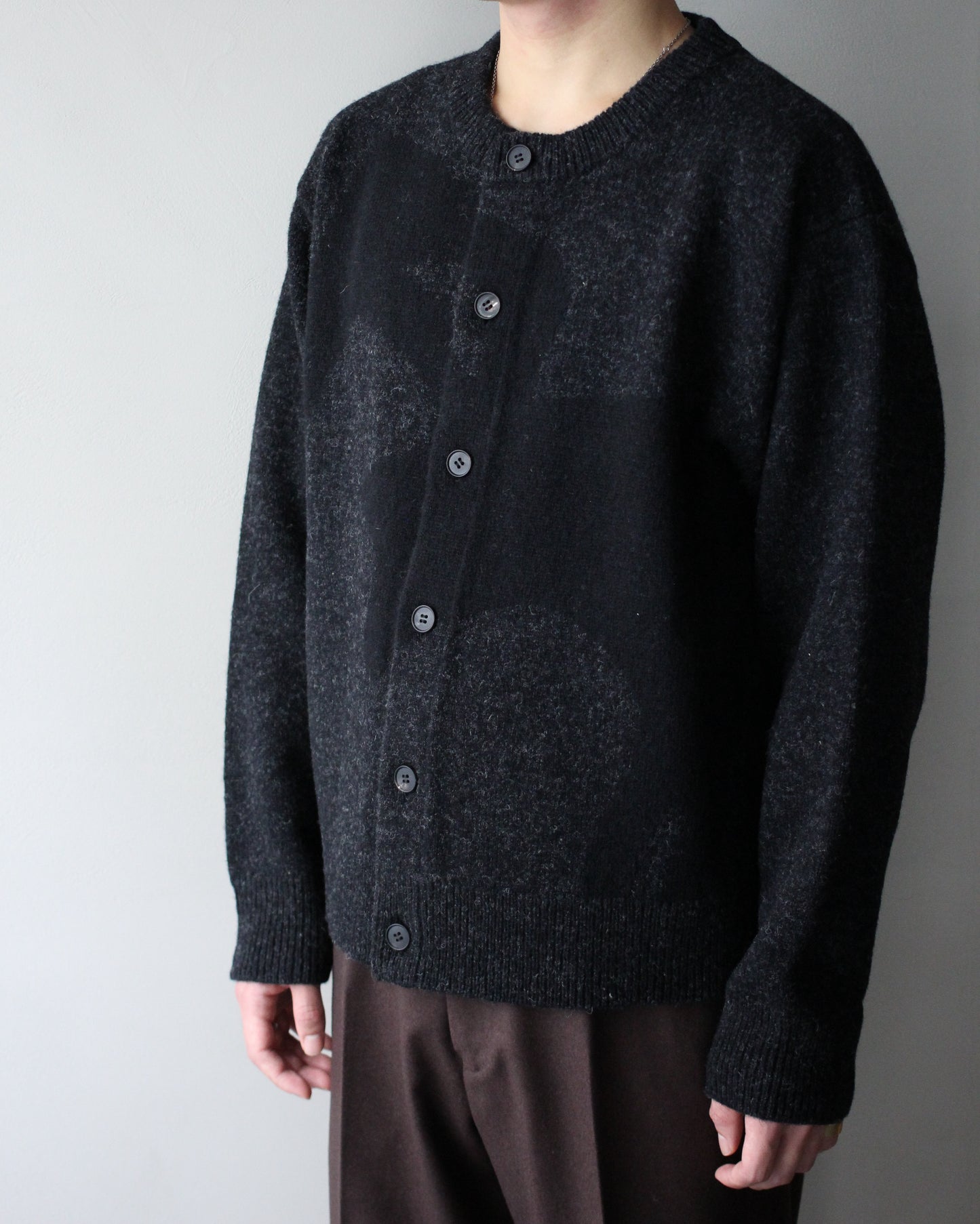 MATSUFUJI/Wool Cardigan Caribou Knit "CHARCOAL × BLACK"
