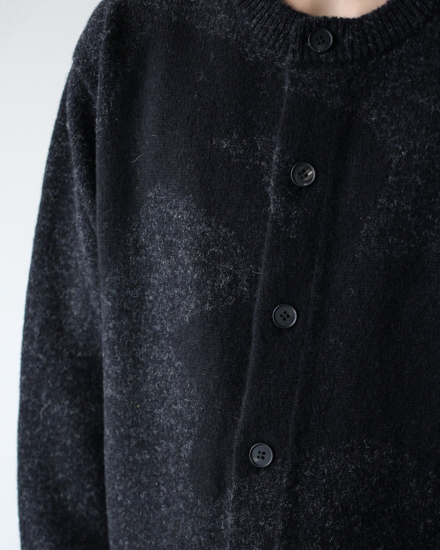 MATSUFUJI/Wool Cardigan Caribou Knit "CHARCOAL × BLACK"
