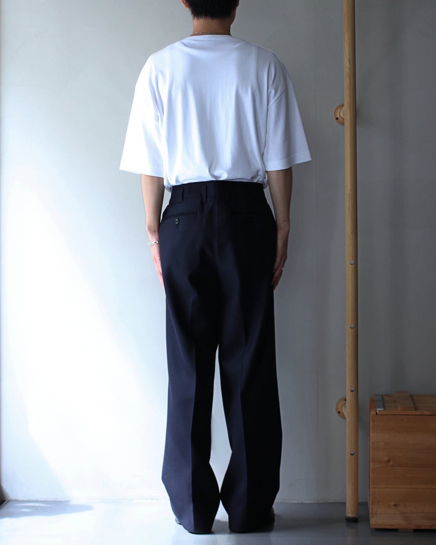 ULTERIOR / SUPER FINE LIGHT MELTON TUCKED TROUSERS "DEEP NAVY"