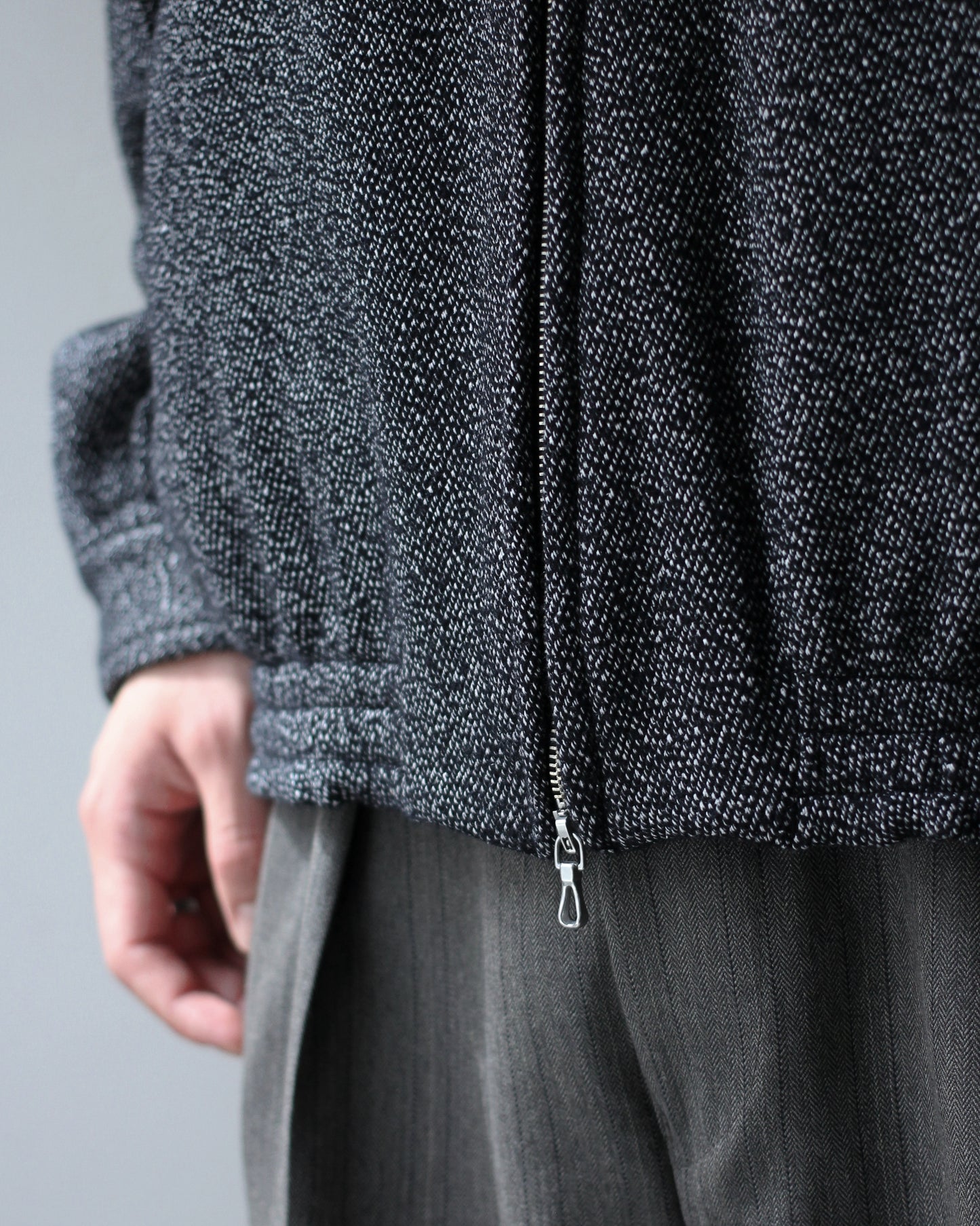 ULTERIOR / WOOL SILK KERSEY ZIP UP JKT ”BLACK IVORY″