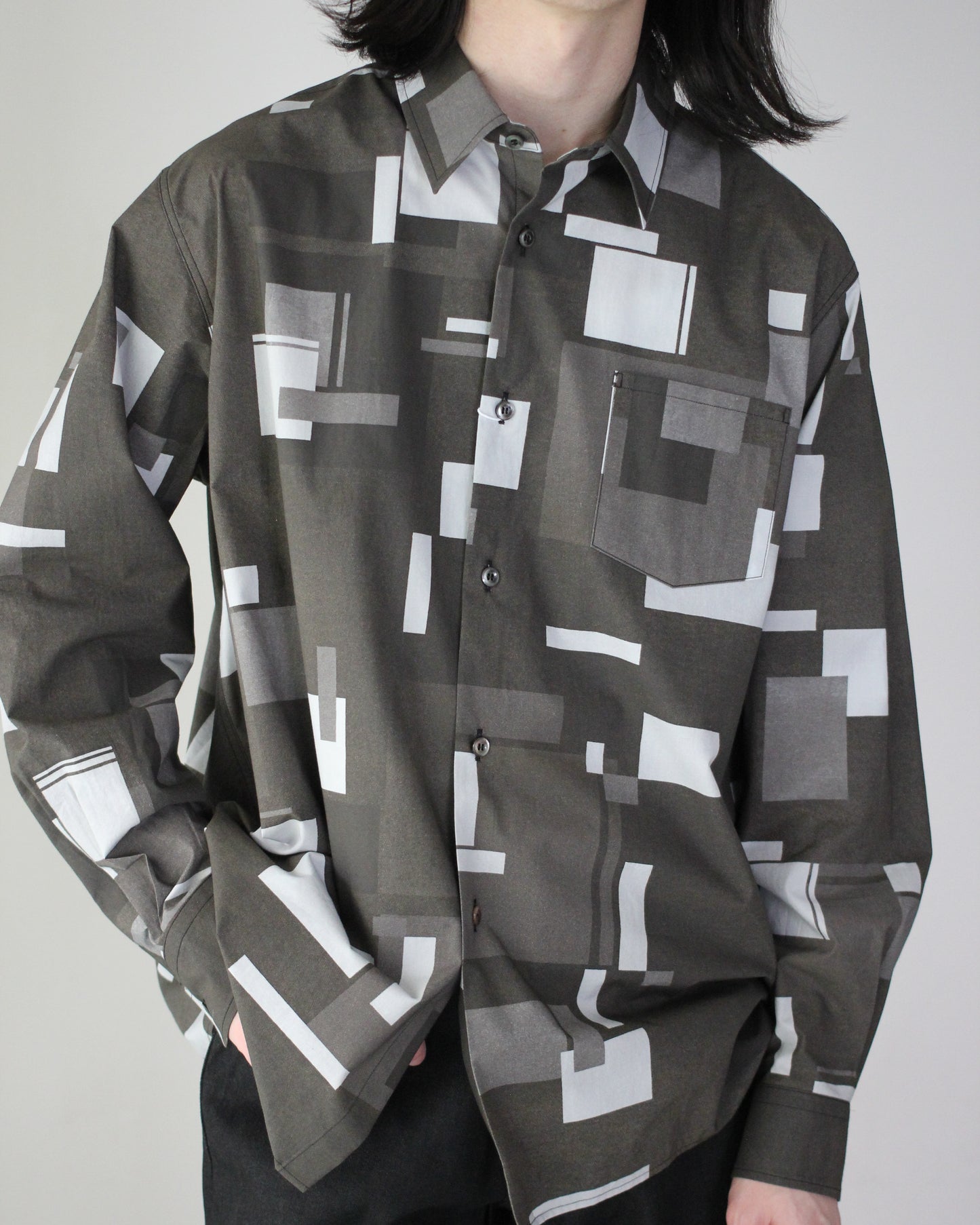 REVERBERATE/SHIRT TYPE - BOX - PATTERN "SQUARE BLACK"