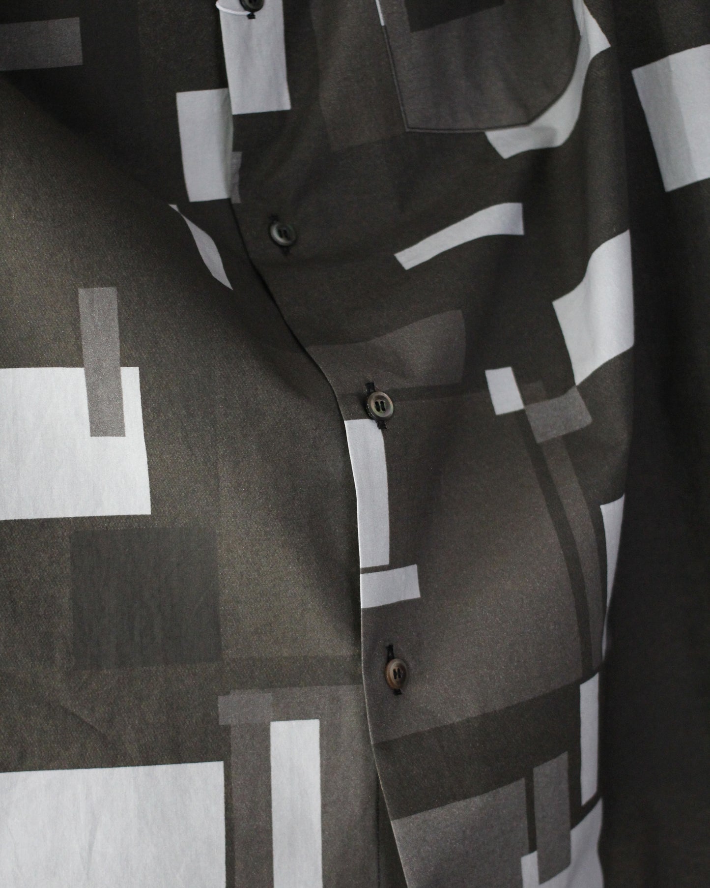 REVERBERATE/SHIRT TYPE - BOX - PATTERN "SQUARE BLACK"