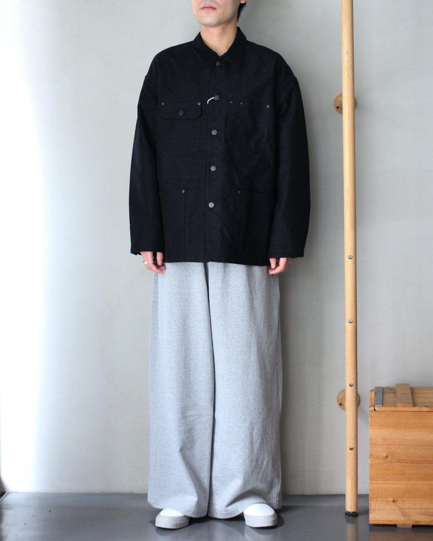 REVERBERATE/COVER ALL JACKET "BLACK"
