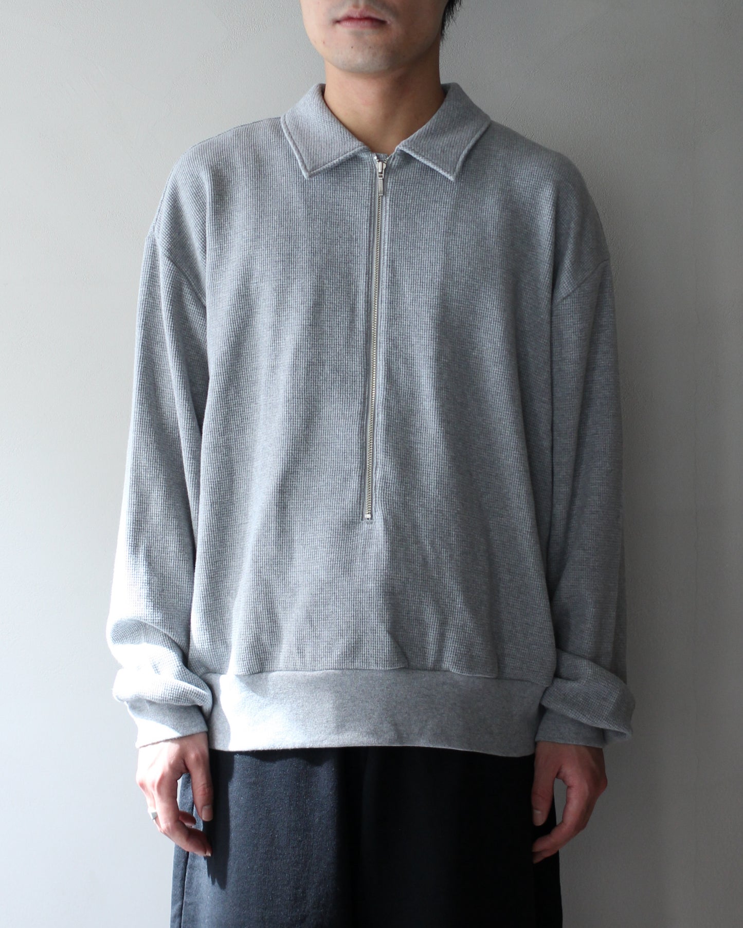 REVERBERATE/HALF ZIPP THERMAL "GRAY"