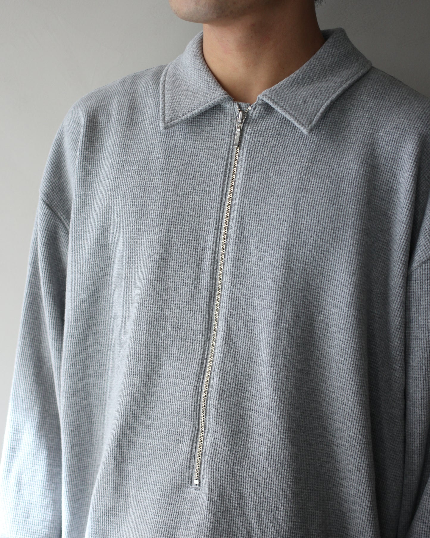 REVERBERATE/HALF ZIPP THERMAL "GRAY"