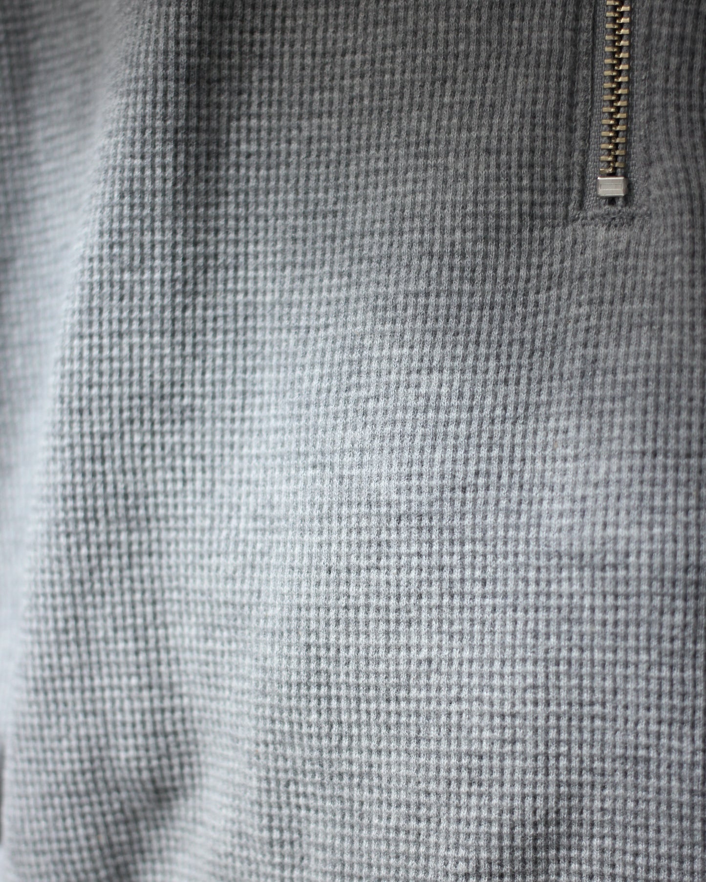 REVERBERATE/HALF ZIPP THERMAL "GRAY"