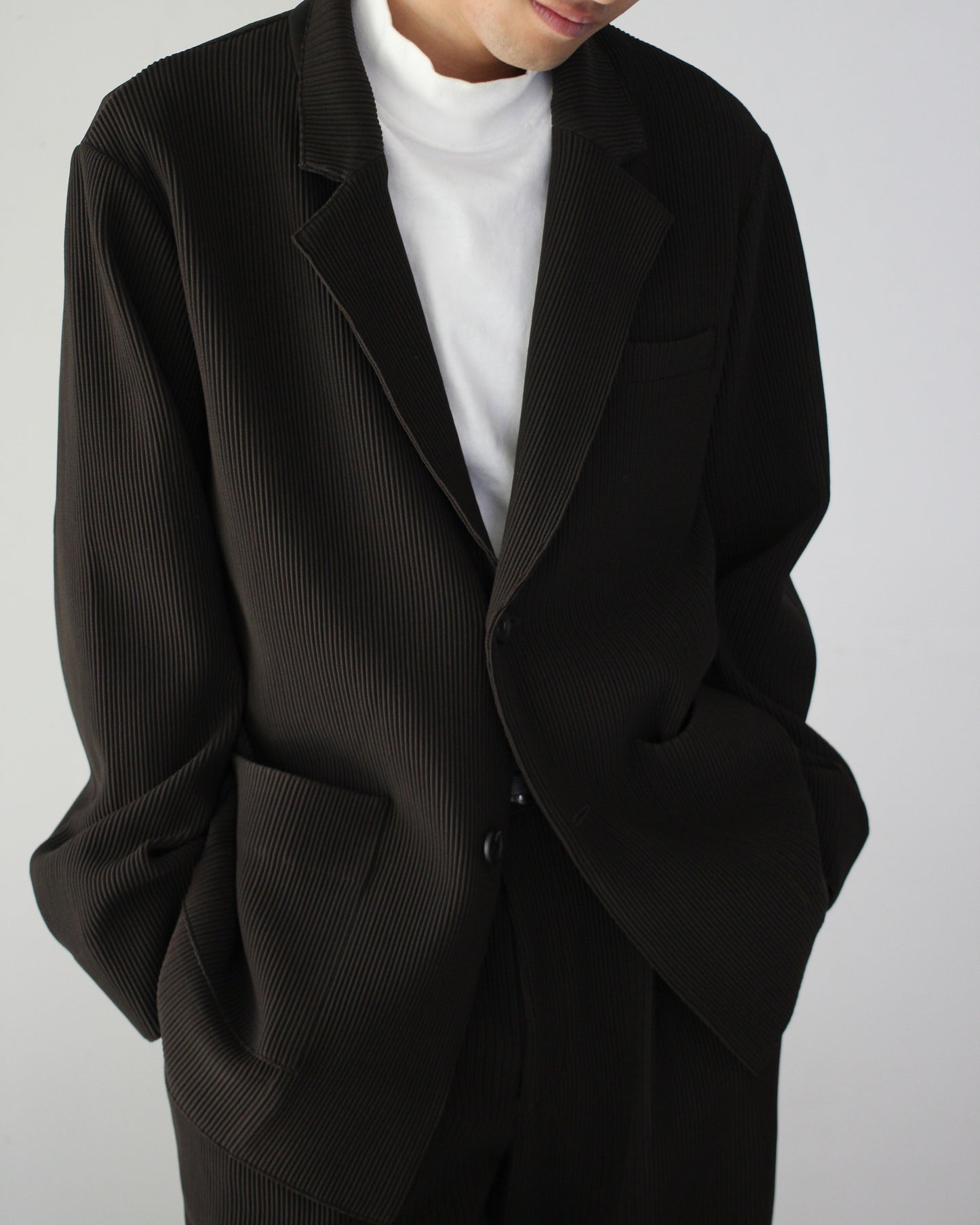 stein / OVERSIZED GRADATION PLEATS JACKET "MILITARY KHAKI"