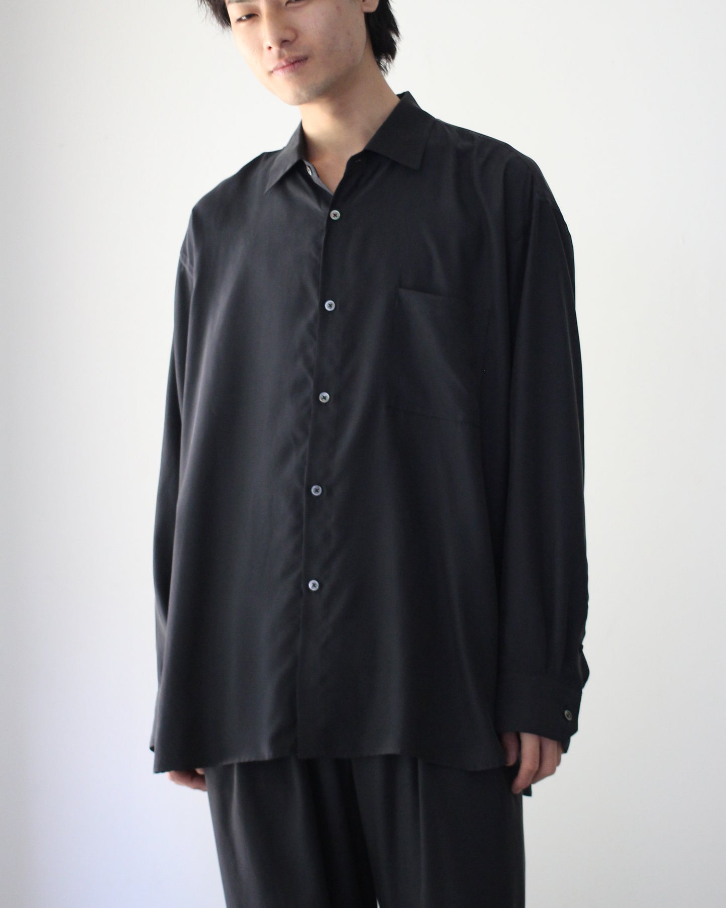 stein / OVERSIZED CUPRO LS SHIRT "BLACK"
