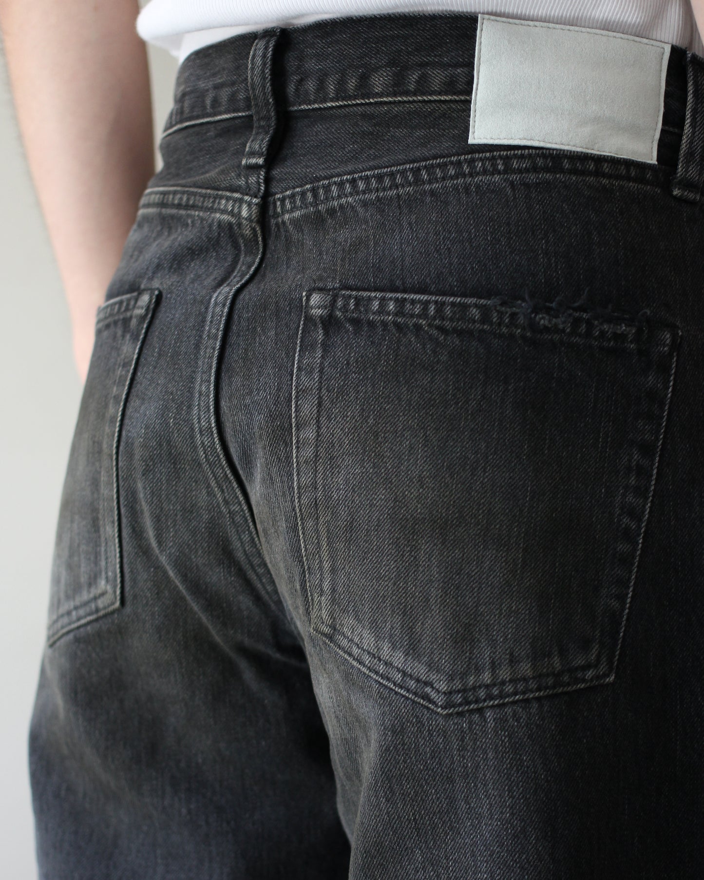 ssstein/LOOSE DENIM JEANS "BLACK"
