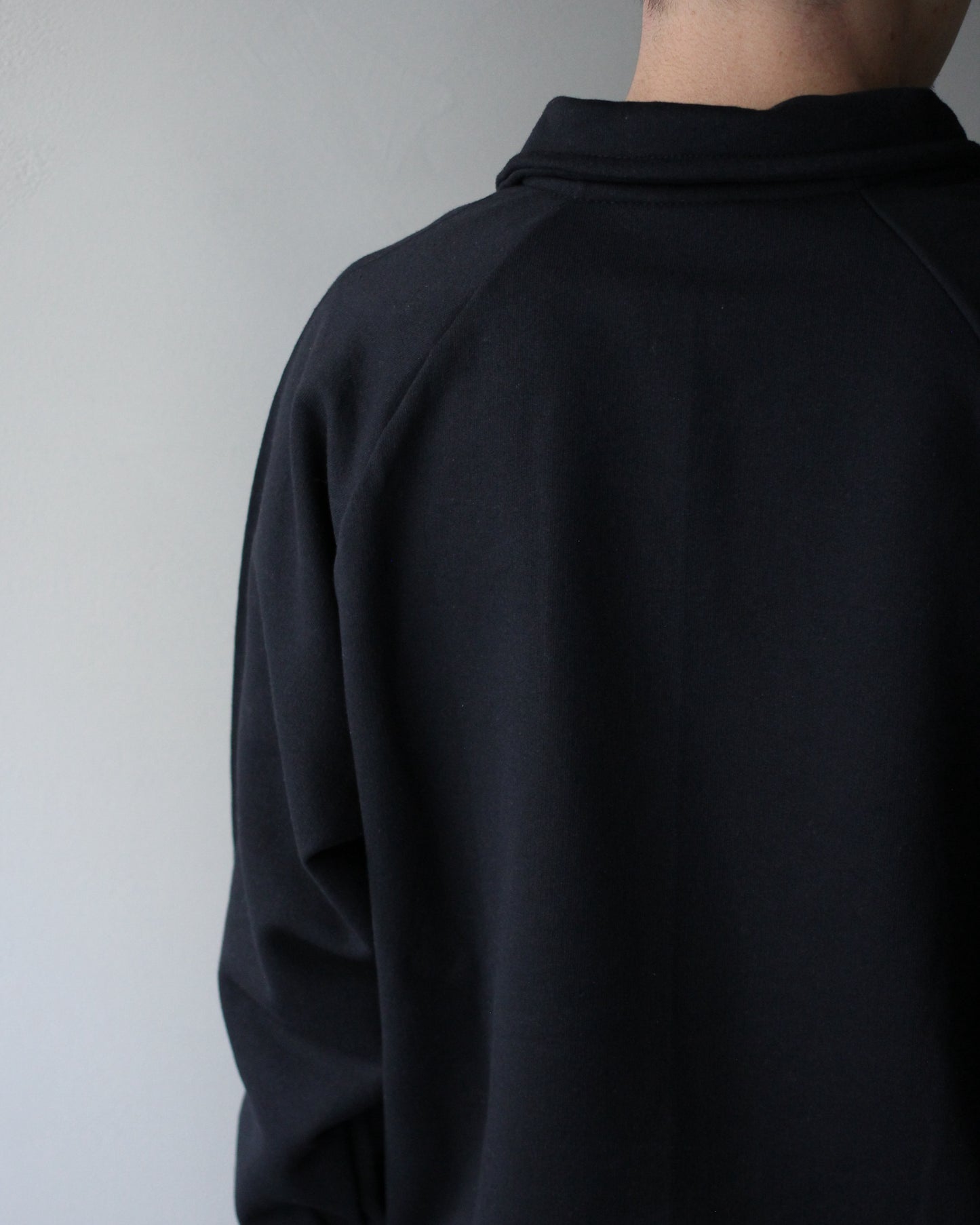 VESTI / FELPA MANICA RAGLAN "Nero (Black)"