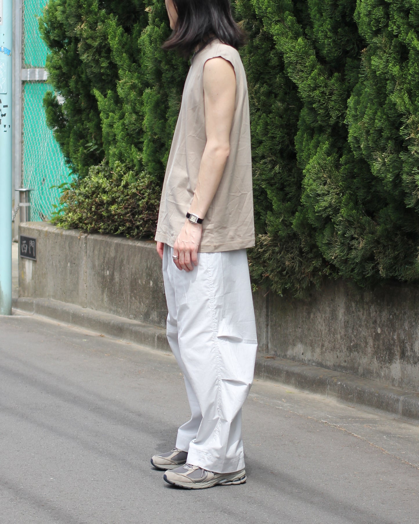 MATSUFUJI/Sleeveless Shirt “BEIGE”