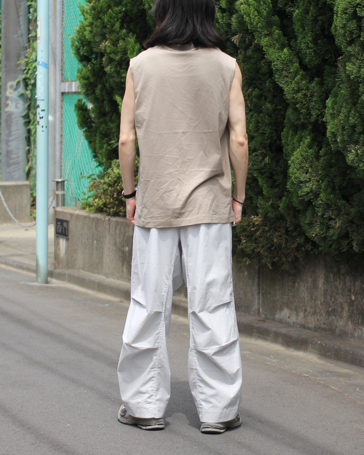 MATSUFUJI/Sleeveless Shirt “BEIGE”