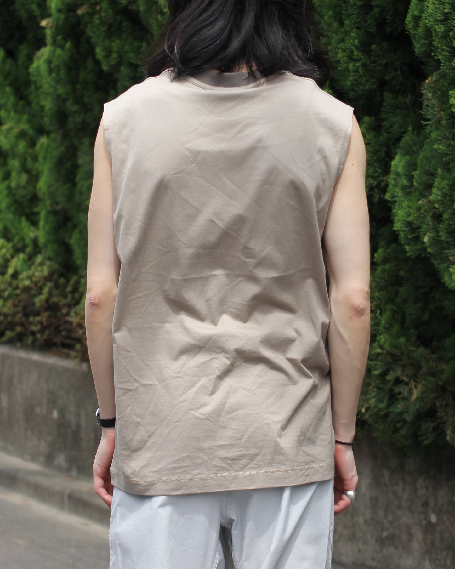 MATSUFUJI/Sleeveless Shirt “BEIGE”