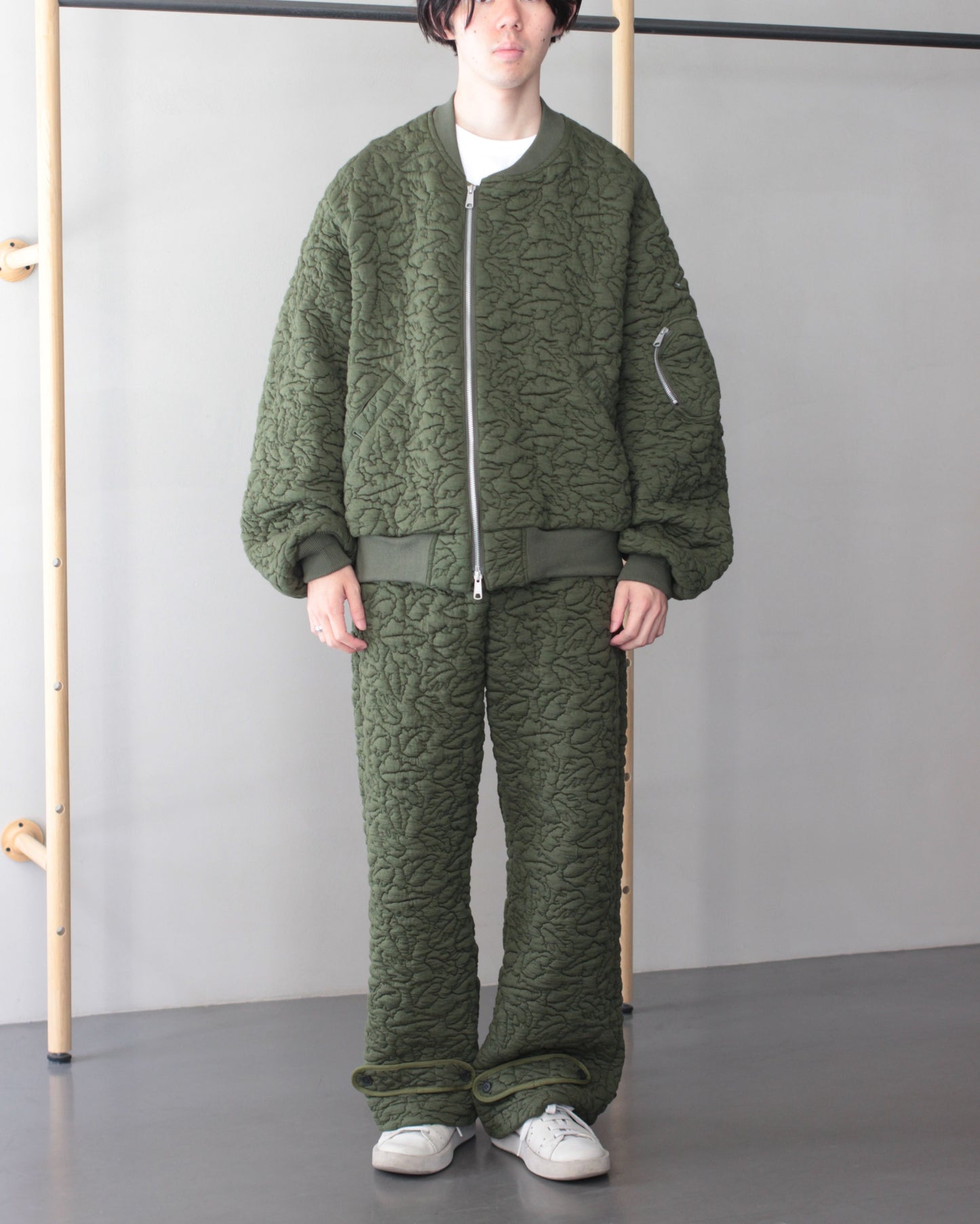 MATSUFUJI/Leaves Quilted Jacquard Trousers "OLIVE"
