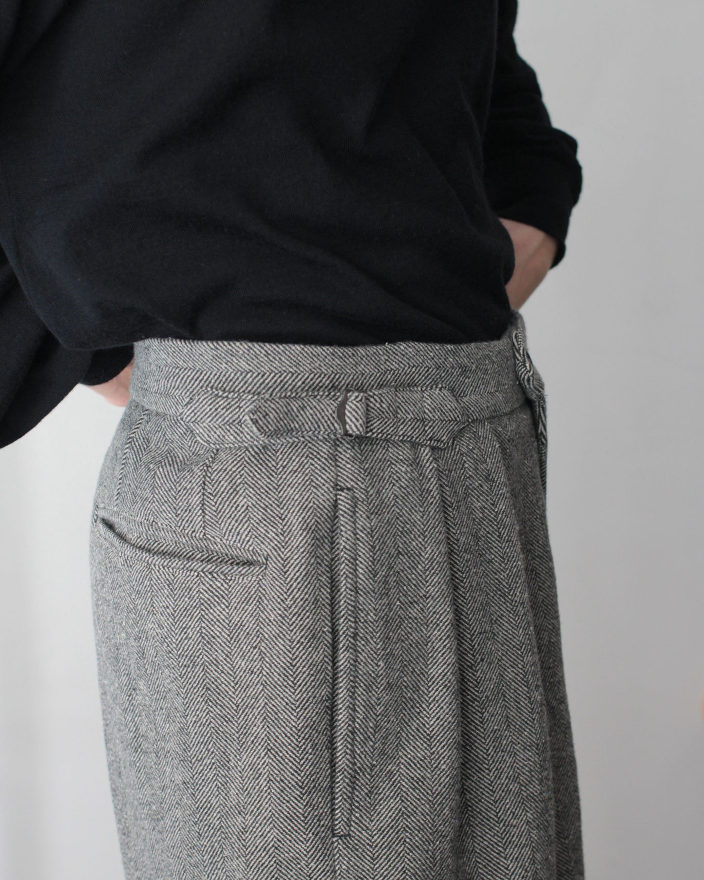 ulterior / WOOL SILK HERINGBONE WIDE TROUSERS