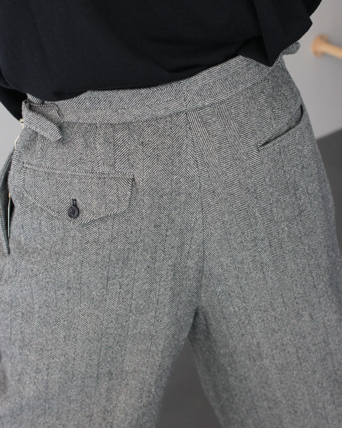 ulterior / WOOL SILK HERINGBONE WIDE TROUSERS
