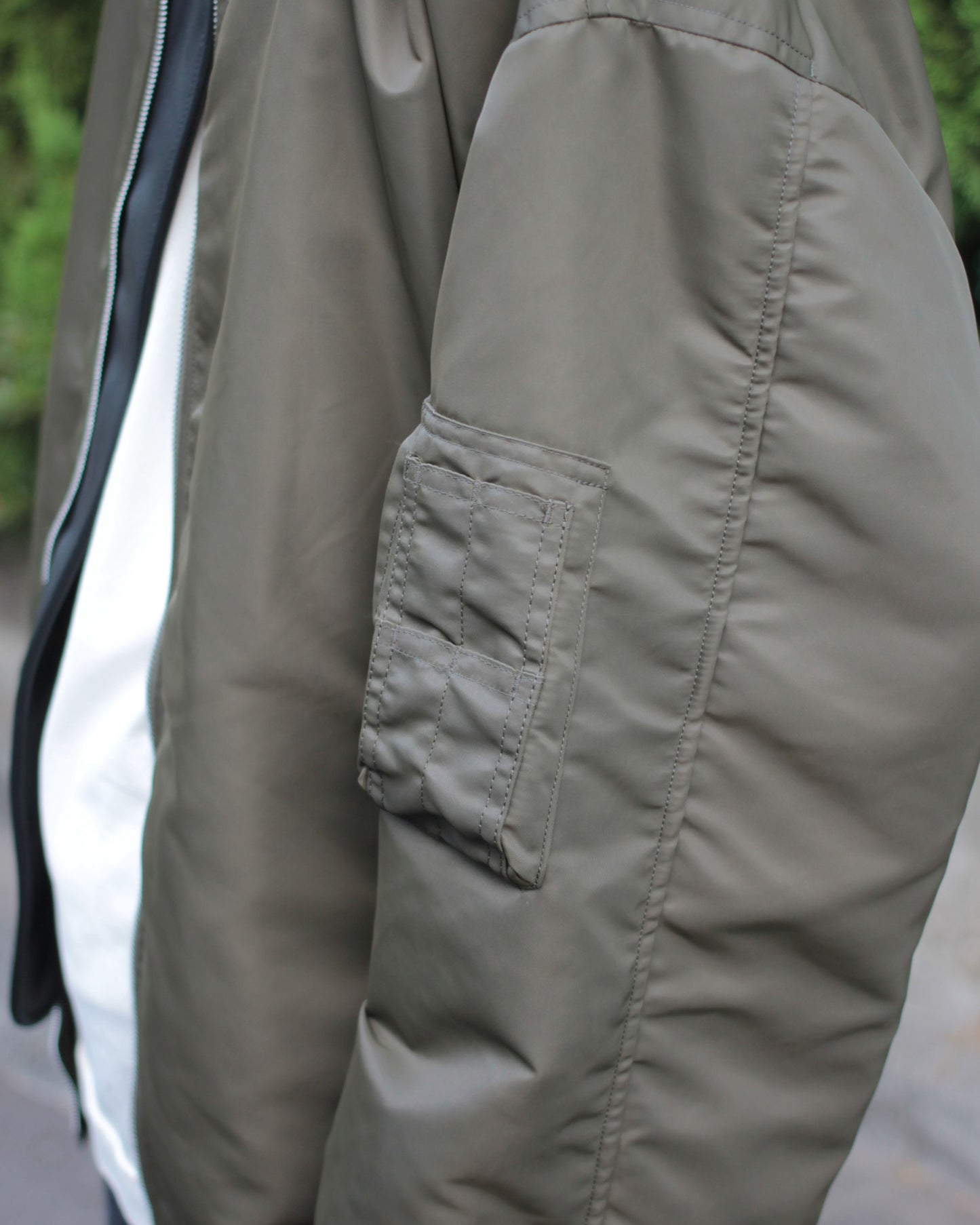 stein / OVERSIZED FLIGHT JACKET "MILITARY KHAKI"