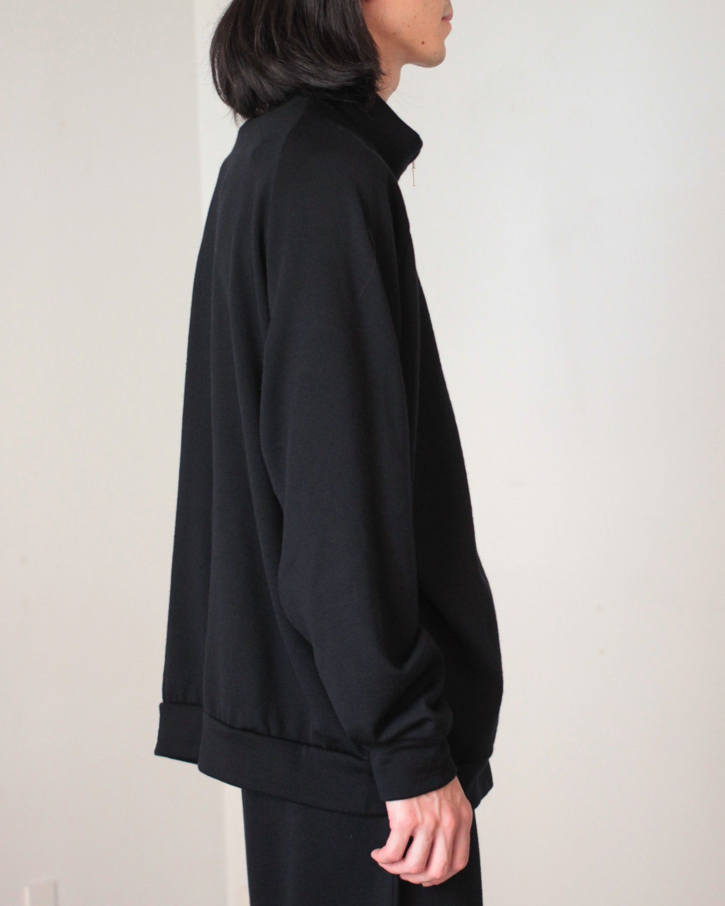 REVERBERATE / TRACK JACKET "BLACK"