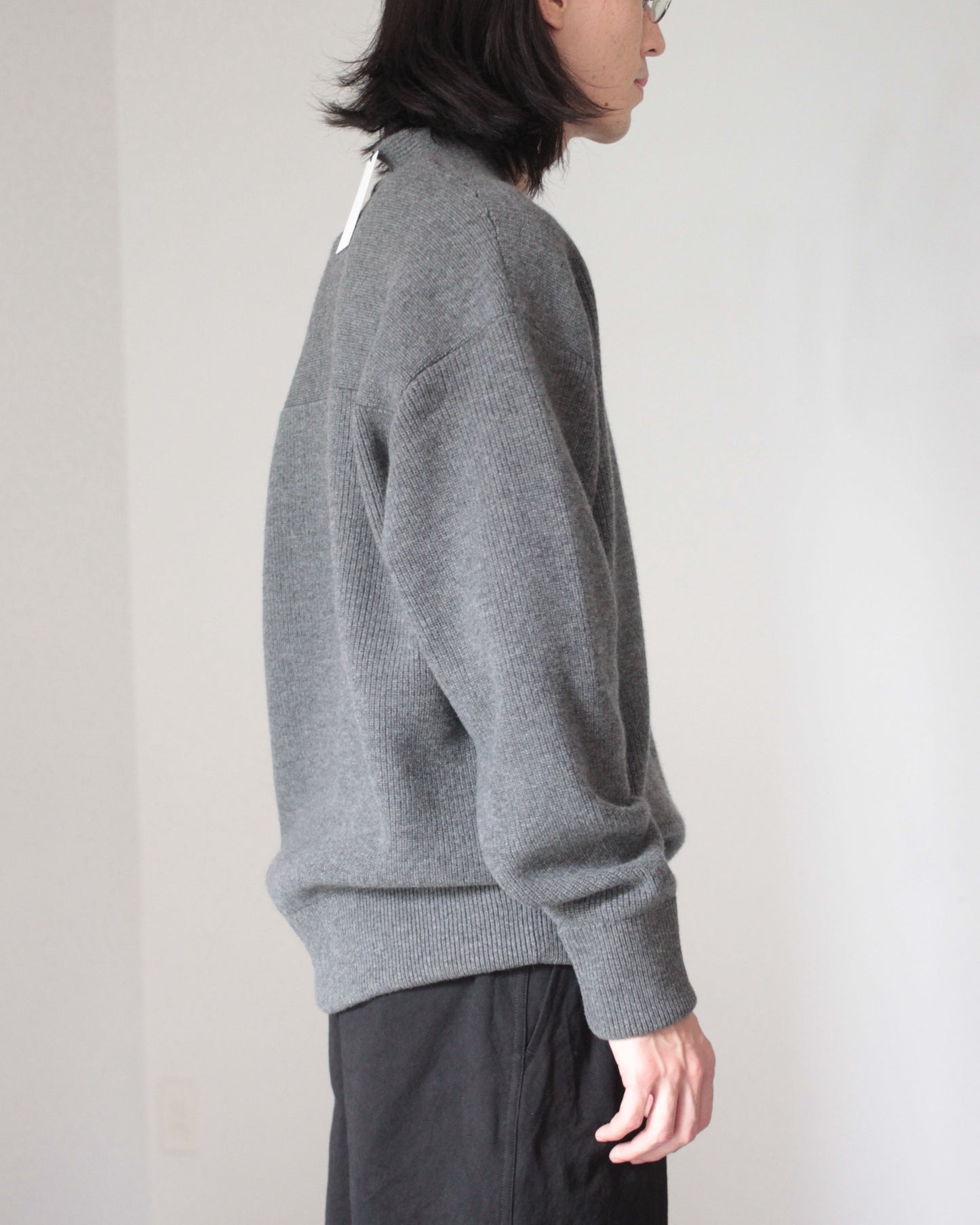 stein / ROUND COLLAR RIB KNIT LS "GRAY"