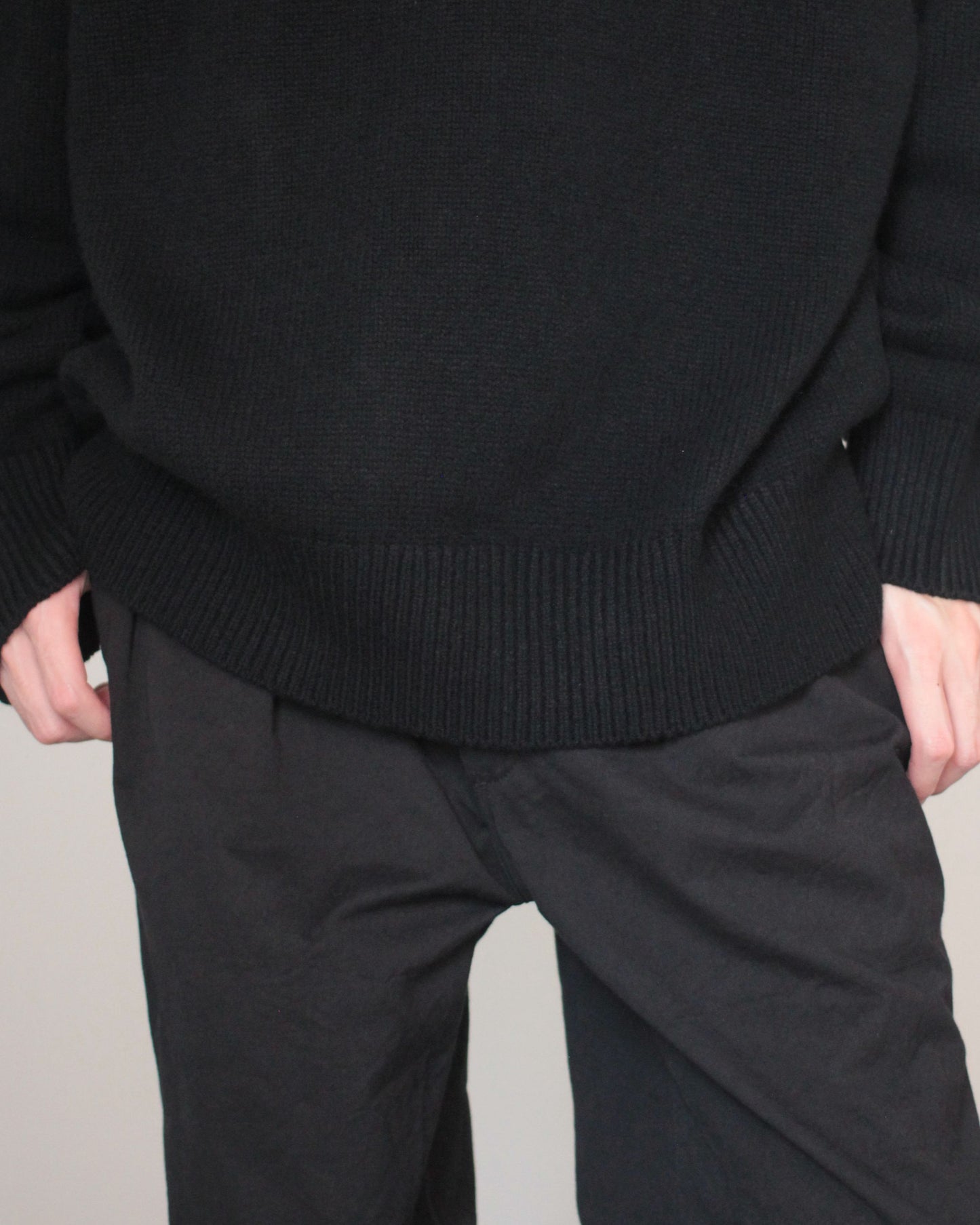 stein / EX FINE LAMBS CREW NECK KNIT LS "BLACK"