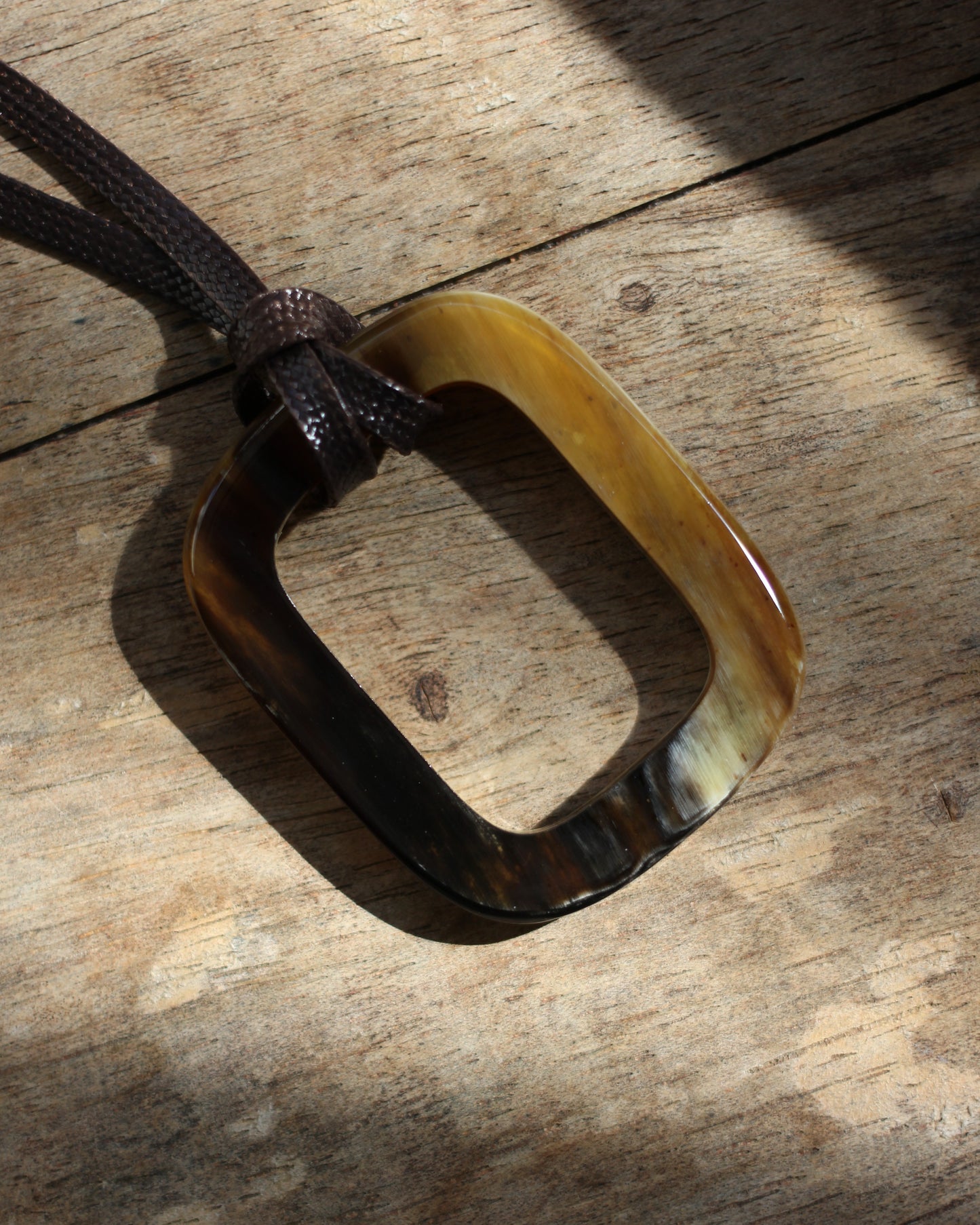 BYFK/Buffalo Horn Glasses Holder "type 1"