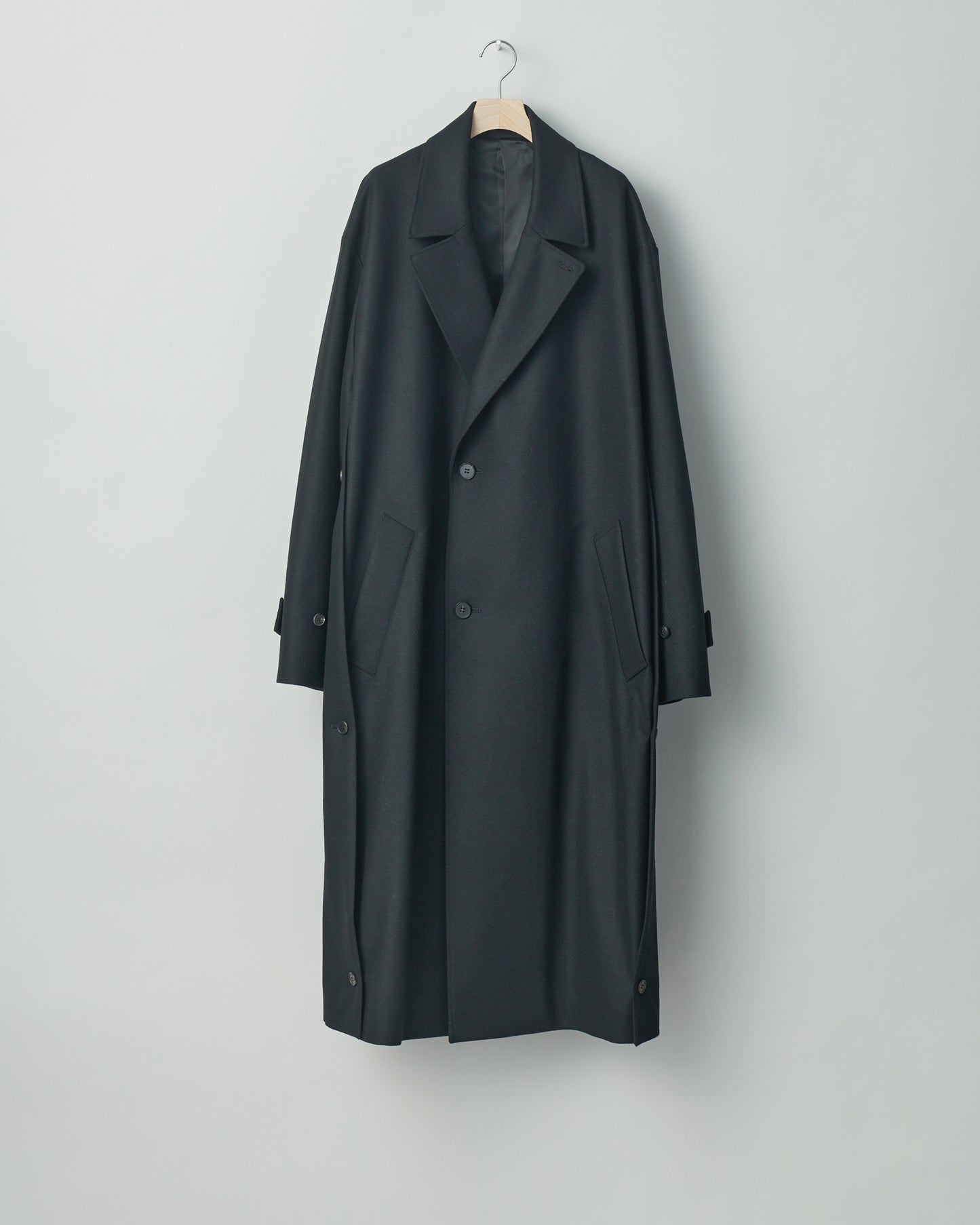 stein / OVERSIZED LAYERED SINGLE COAT "BLACK"