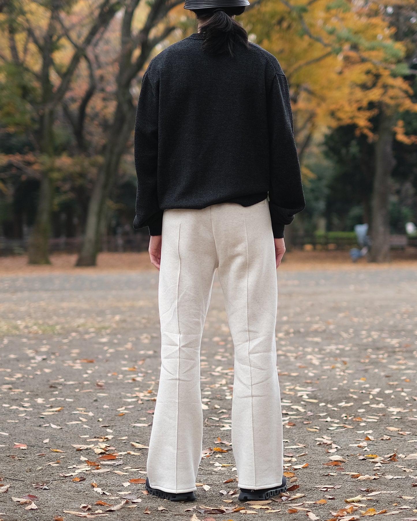 SAOR/Wide Semi-flare Sweat Trousers "White"