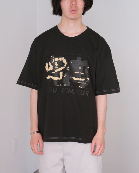 ENDS and MEANS/DIEU TROMPEUR TEE "Warm Black"