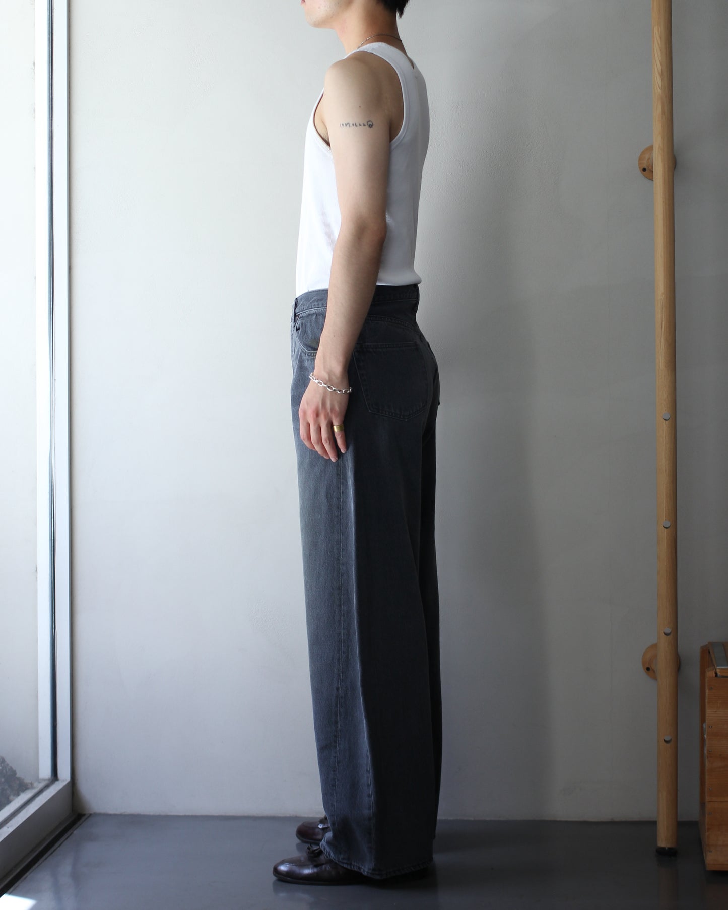 ssstein/DEFORMATION WIDE DENIM JEANS"BLACK"