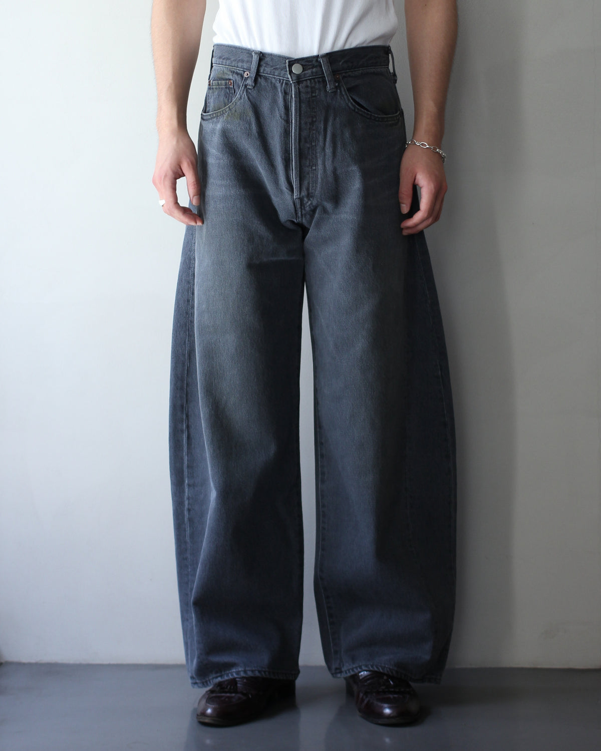 ssstein/DEFORMATION WIDE DENIM JEANS